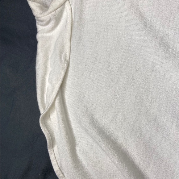 Short sleeve t-shirt. Very comfortable and light. - Picture 2 of 4